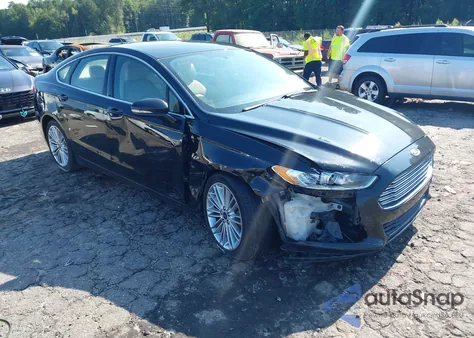 2015 Ford Fusion Se z USA, uszkodzony, nr VIN 3FA6P0HD2FR274313